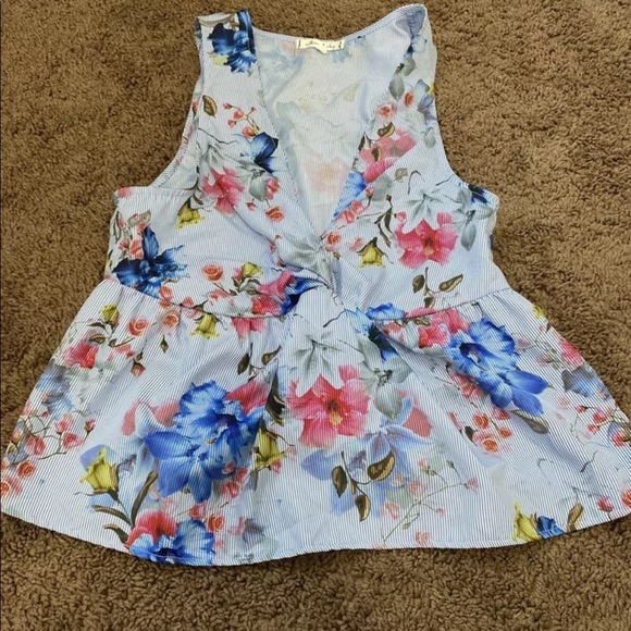 WILLOW & CLAY FLORAL CROP TOP BLOUSE PEPLUM BLUE - Picture 1 of 4